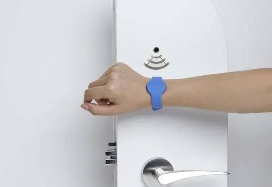 IC Sauna Bracelet RFID Plastic Smart Chip Induction Wristband for Bathroom Cabinet Lock